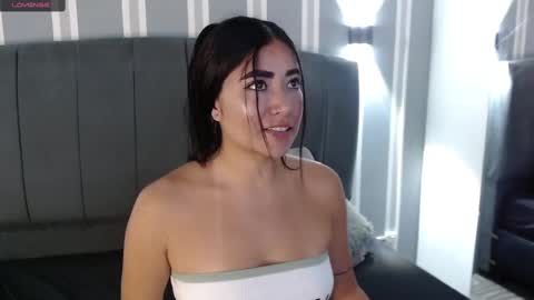 Snapshot of sofi_sweet09 chatting on 02.10.25 Susy online show from 02.10.25