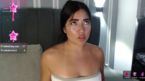 Snapshot of sofi_sweet09 chatting on 02.10.25 Susy online show from 02.10.25