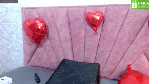 Snapshot of sofi_sweet09 chatting on 02.14.25 Susy online show from 02.14.25