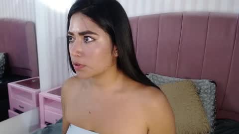 Snapshot of sofi_sweet09 chatting on 03.02.25 Susy online show from 03.02.25