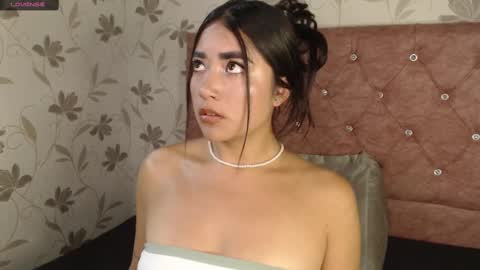 Snapshot of sofi_sweet09 chatting on 03.11.25 Susy online show from 03.11.25