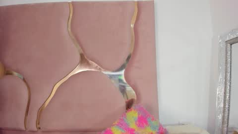 Snapshot of sofia1candyht chatting on 03.28.26 SOFIA online show from 03.28.26