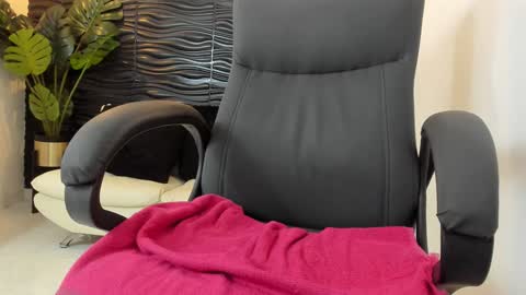 Skarlett online show from 01.10.25