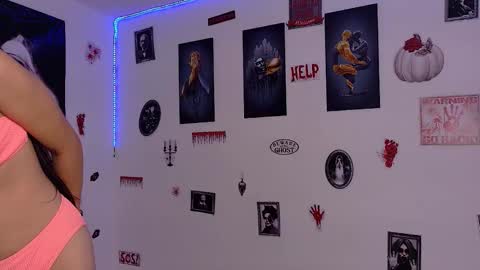 sofia_arango1107 online show from 10.18.25