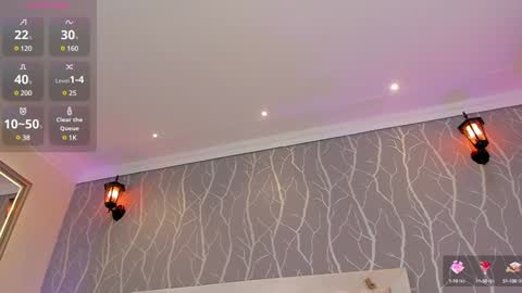    online show from 01.05.25