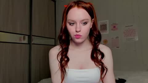 Snapshot of sofia_flowers chatting on 04.22.26 sofia_flowers online show from 04.22.26