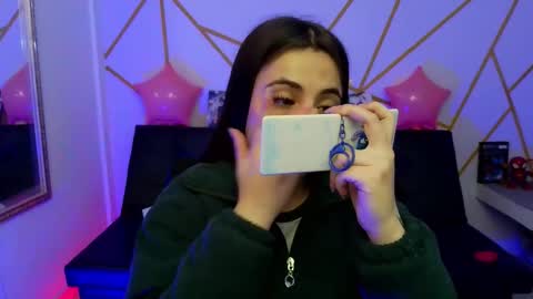 Snapshot of sofia_lara28 chatting on 02.17.26 sofia_lara28 online show from 02.17.26