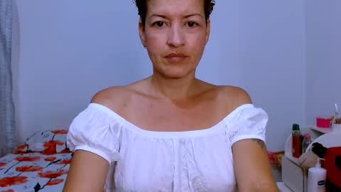 Sofia  online show from 02.17.25