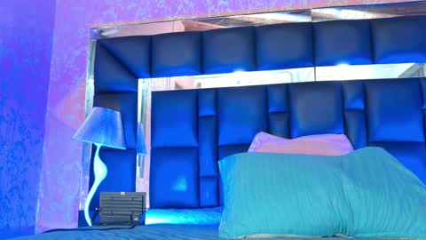 Snapshot of sofia_martinn chatting on 09.21.25 Sofia online show from 09.21.25