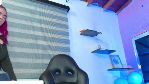 Snapshot of sofia_martinn chatting on 09.24.25 Sofia online show from 09.24.25