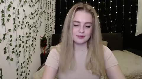 sofia_rosemary online show from 01.19.25
