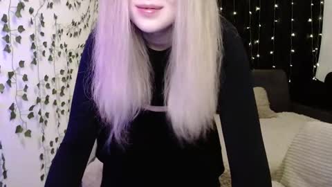 sofia_rosemary online show from 02.04.25