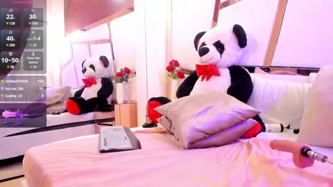 Sofia Samuels online show from 12.22.24