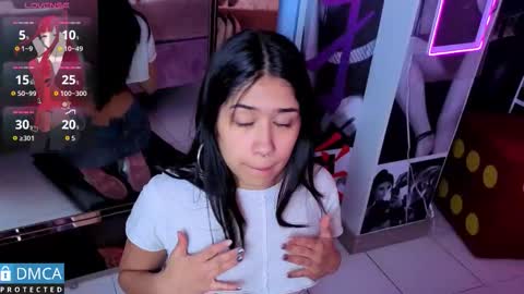 Sofia Sstone online show from 11.28.25