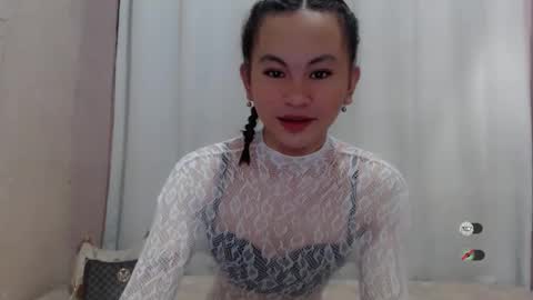 sofia_sweetheart18 online show from 04.01.26