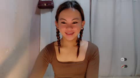 Snapshot of sofia_sweetheart18 chatting on 07.20.26 sofia_sweetheart18 online show from 07.20.26