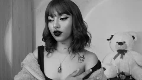 Sofia online show from 02.25.25