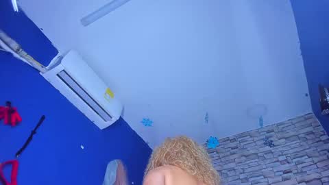 sofiacastillo01 online show from 03.10.25