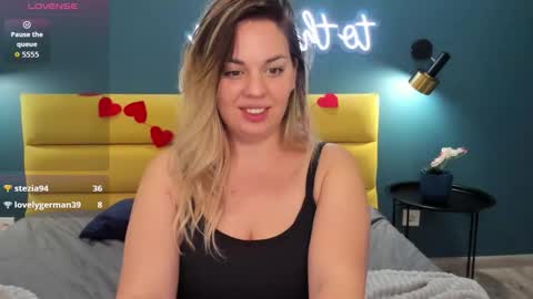 Snapshot of sofiafabulous chatting on 02.27.26 Sofia online show from 02.27.26