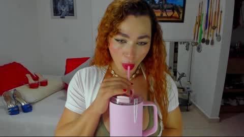 Sofi Galvis online show from 02.01.25