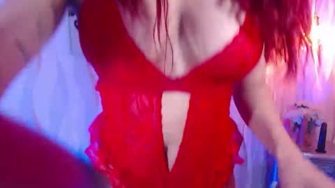 Snapshot of sofiakoltss chatting on 11.26.25 Sofi online show from 11.26.25