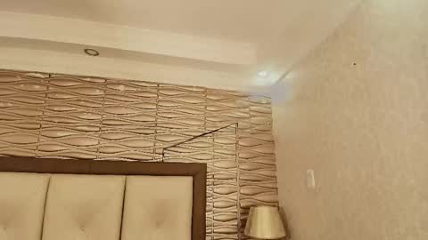 Sofi - next broadcast today 1030pm Colombia time online show from 09.10.25