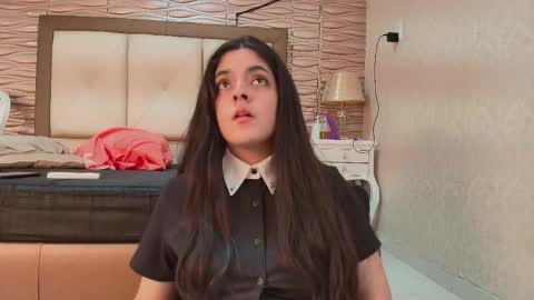 Sofi - next broadcast today 1030pm Colombia time online show from 10.10.25