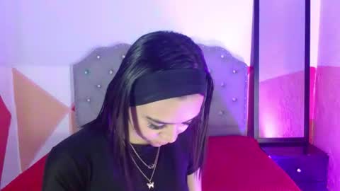 Snapshot of sofiaspring chatting on 06.27.26 Sofia online show from 06.27.26