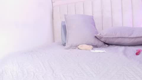 Sofia Velez  online show from 02.27.26