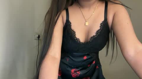 Snapshot of sofie_diva chatting on 07.28.26 divya online show from 07.28.26