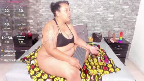 Vicky  online show from 01.30.25