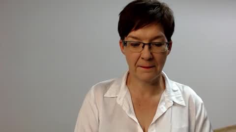 Snapshot of sofie_velvet chatting on 12.17.24 Sofie Velvet online show from 12.17.24