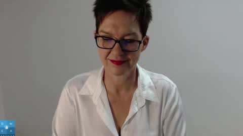 Snapshot of sofie_velvet chatting on 11.07.25 Sofie Velvet online show from 11.07.25