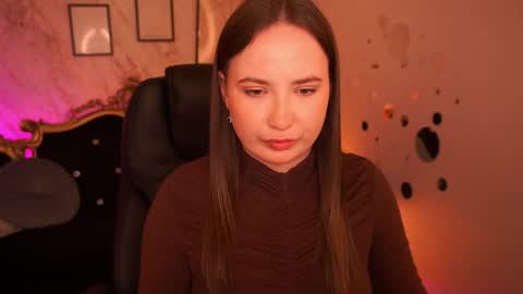 Snapshot of sofiebloom chatting on 04.27.26 Sofie online show from 04.27.26