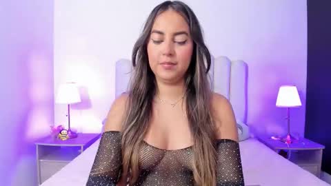 sofiebunnie online show from 09.22.25