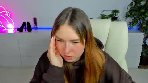 Snapshot of sofii_darling chatting on 02.25.26 sofii_darling online show from 02.25.26