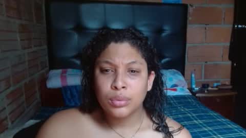 Snapshot of sofiia_77 chatting on 11.12.25 sofi online show from 11.12.25