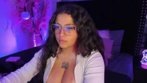 Snapshot of sofiia_rubb chatting on 02.24.25 Sofia online show from 02.24.25