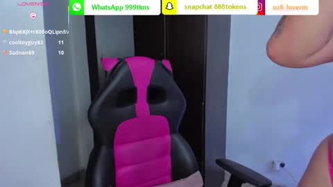 Snapshot of sofiia_rubb chatting on 09.19.25 Sofia online show from 09.19.25