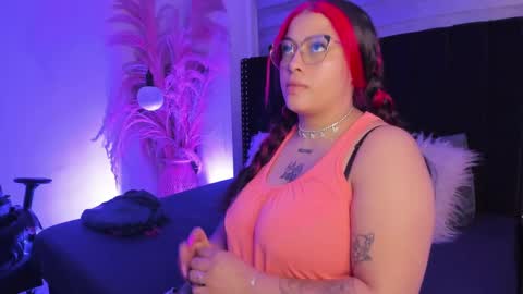 Snapshot of sofiia_rubb chatting on 10.10.25 Sofia online show from 10.10.25