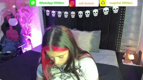 Snapshot of sofiia_rubb chatting on 10.17.25 Sofia online show from 10.17.25