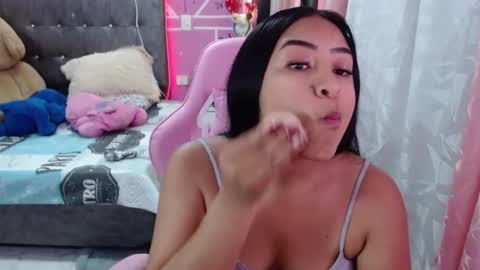 sofia Dreams online show from 01.02.25