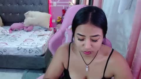 sofia Dreams online show from 01.22.25