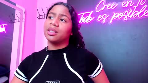 sofiifox online show from 03.05.25