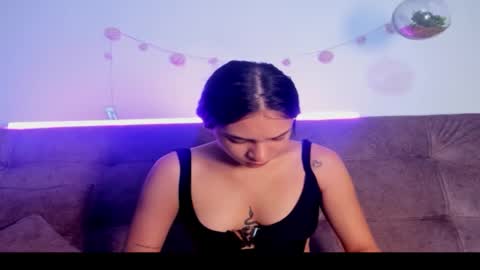 SofiLuxurya online show from 12.20.25