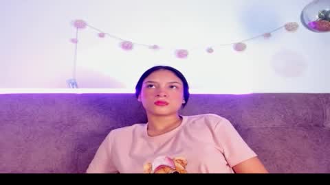 SofiLuxurya online show from 12.22.25