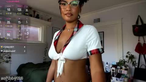 Chloe Kiwi online show from 10.03.25