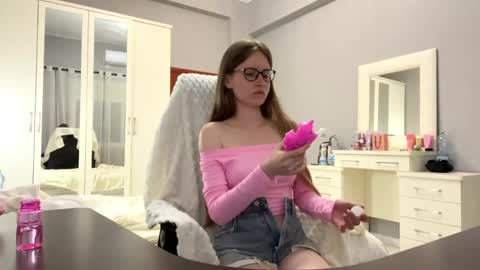 softlygirl online show from 05.18.26