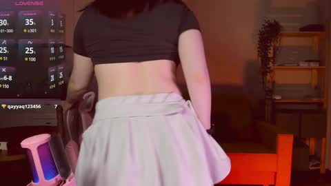 Snapshot of sofy_benson chatting on 12.13.24 Sofy online show from 12.13.24