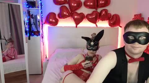 Snapshot of sofyandmike chatting on 02.16.25 SOFYandMIKE online show from 02.16.25